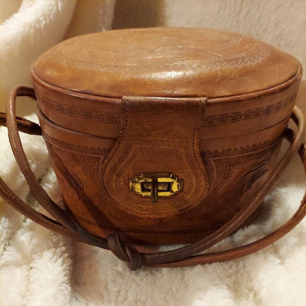 Vintage Mexico Hand Tooled Leather Purse